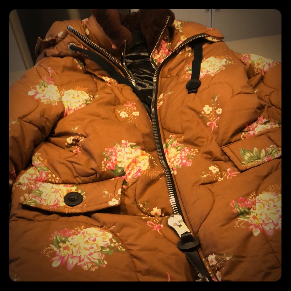 Coach puffer fashion jacket